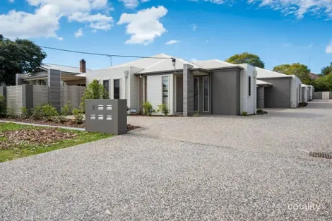 Property photo of 4/8 Horton Street East Toowoomba QLD 4350