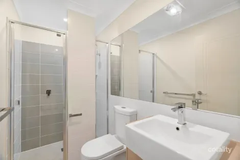 Property photo of 4/8 Horton Street East Toowoomba QLD 4350