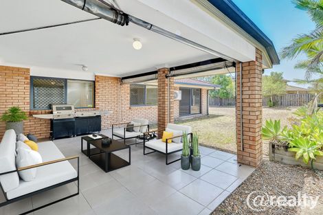 Property photo of 15 Hattah Place Parkinson QLD 4115