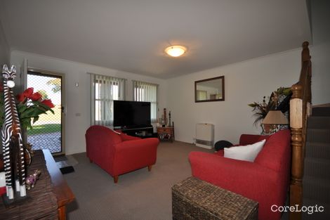 Property photo of 2/546 Kotthoff Street Lavington NSW 2641