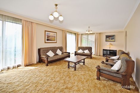 Property photo of 4 Aston Heath Glen Waverley VIC 3150