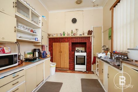 Property photo of 1 Birdwood Avenue Sebastopol VIC 3356