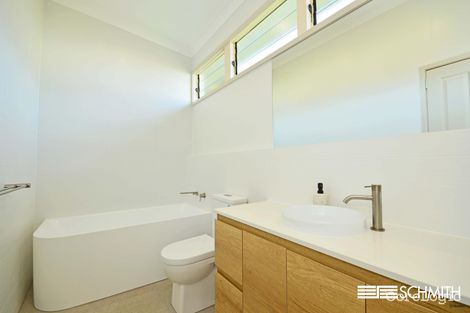Property photo of 9 Walter Crescent Banora Point NSW 2486