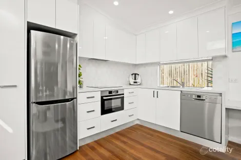 Property photo of 39 Inglebar Avenue Allambie Heights NSW 2100