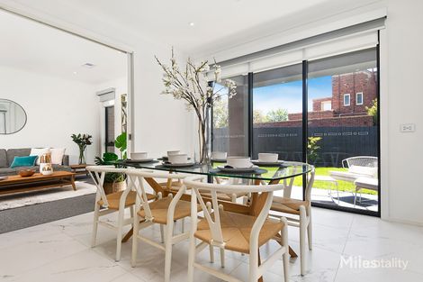 Property photo of 2 Melcombe Road Ivanhoe VIC 3079