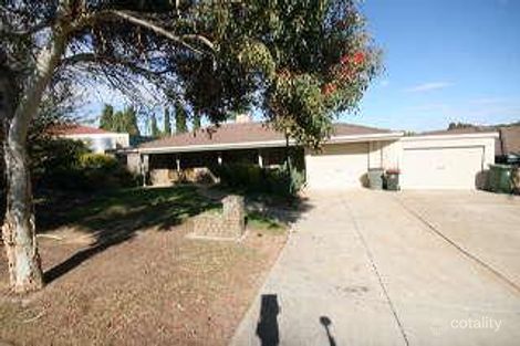 7 Saint Albans Rd, Woodcroft, SA 5162