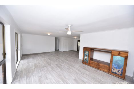 Property photo of 2 Rosella Avenue Regency Downs QLD 4341