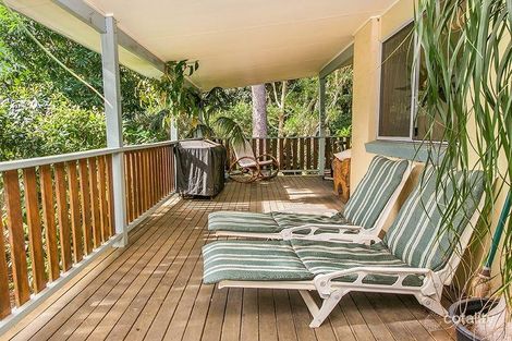 Property photo of 34 Bottlebrush Crescent Suffolk Park NSW 2481