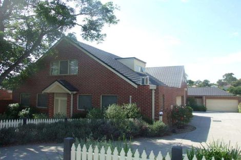 Property photo of 2/878 Station Street Box Hill North VIC 3129