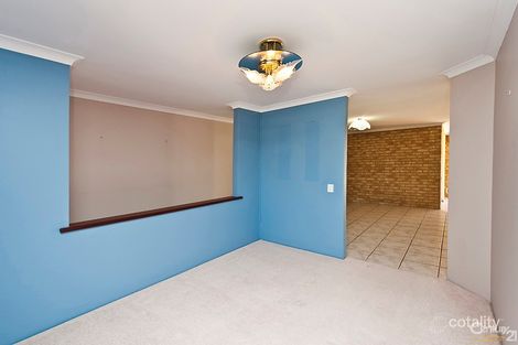 Property photo of 3 Wintersweet Place Halls Head WA 6210