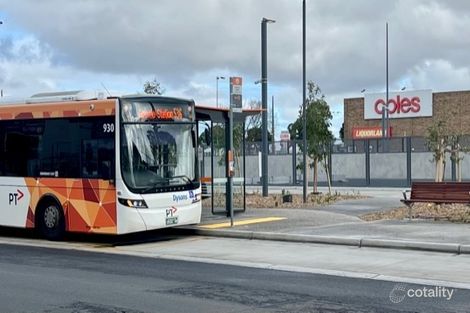 2/15 Finchley Ave, Glenroy, VIC 3046