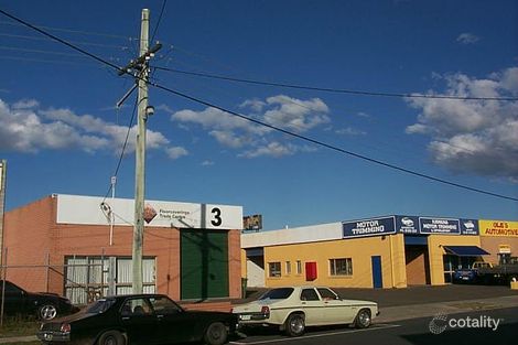 2/3 Commerce Ave, Warana, QLD 4575