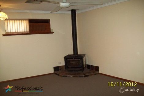 Property photo of 5 Champlin Way Ferndale WA 6148