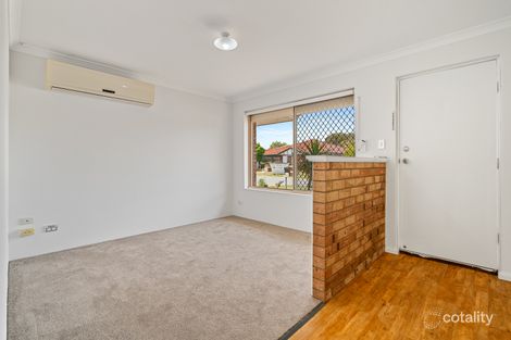 Property photo of 5 Orania Mews Warnbro WA 6169