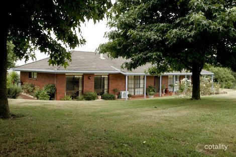 135 Petersons Rd, Ellinbank, VIC 3821