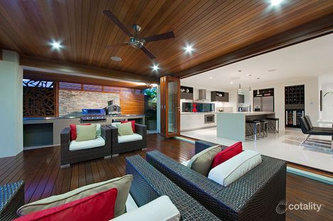 Property photo of 17 Feathertail Place Gumdale QLD 4154