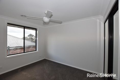 13 Stevenson Way, Orange, NSW 2800