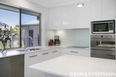 Property photo of 100 Golden Wattle Drive Narangba QLD 4504