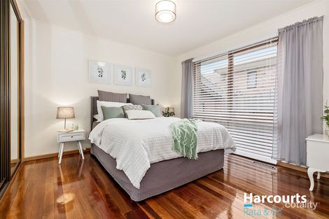 Property photo of 3 St Andrews Court Eltham North VIC 3095