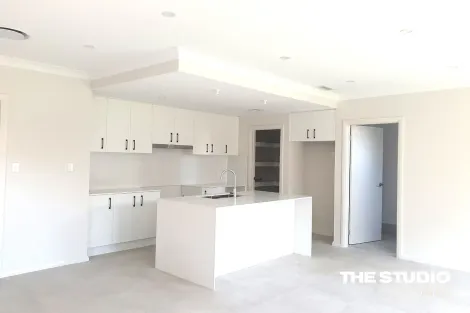 Property photo of 8 Bobbs Glade Riverstone NSW 2765