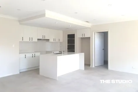 Property photo of 8 Bobbs Glade Riverstone NSW 2765