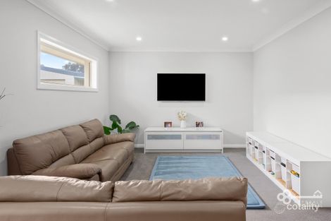 Property photo of 12 Warrick Close Mount Gambier SA 5290