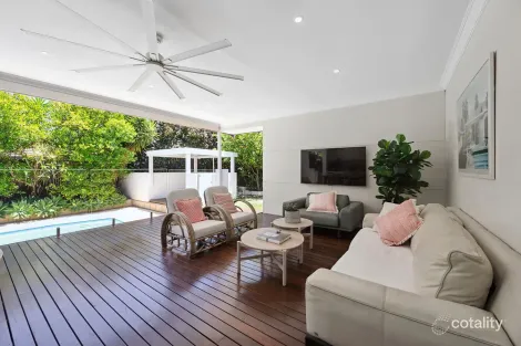 13 Fionn Ct, Ardross, WA 6153