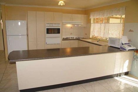 Property photo of 1 Rae Place Currans Hill NSW 2567