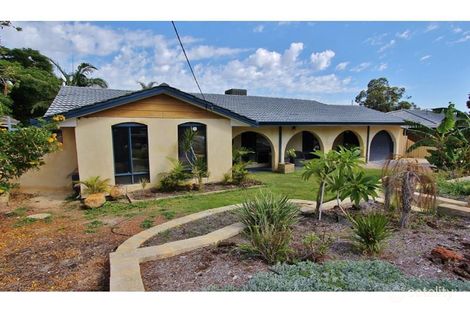 Property photo of 6 Oakfield Place Kelmscott WA 6111