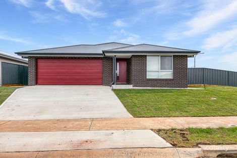 2 COVE CCT, DUBBO, NSW 2830
