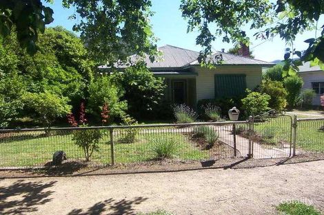 17 Delany Ave, Bright, VIC 3741