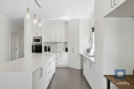 Property photo of 94 Moore Street Colac VIC 3250