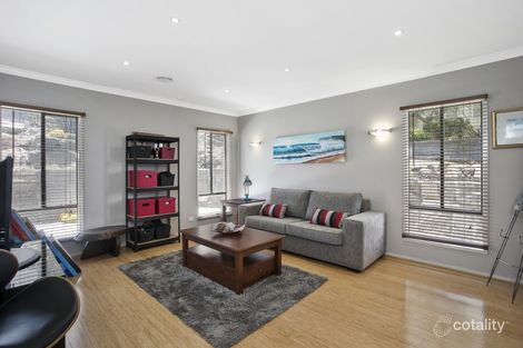 Property photo of 5 James Close Sunbury VIC 3429