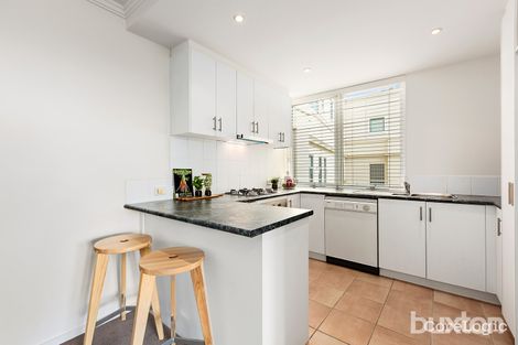 Property photo of 23/56 Beach Road Hampton VIC 3188