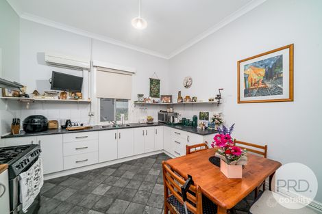 Property photo of 74 Hampden Avenue North Wagga Wagga NSW 2650