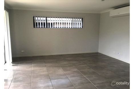 Property photo of 17 Hillsborough Place Pimpama QLD 4209