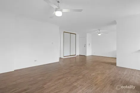 Property photo of 4/57 Dunellan Street Greenslopes QLD 4120