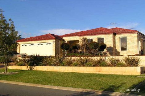 24 Chatsworth Dr, Hocking, WA 6065