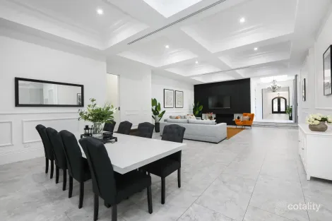 Property photo of 2/1 Cupar Place Greenvale VIC 3059