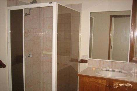 Property photo of 30 Blackwood Drive Hampton Park VIC 3976