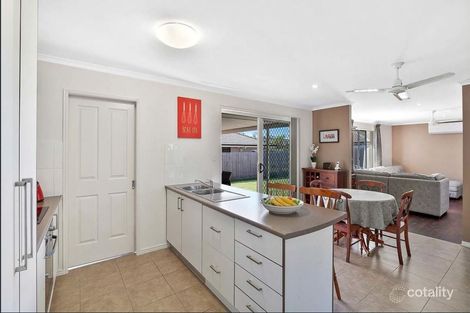 Property photo of 12 Crystal Court Urangan QLD 4655