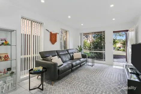 Property photo of 1/11 Owen Jones Row Menai NSW 2234