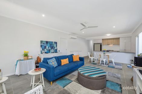 Property photo of 2/35 The Rocks Boulevard Cosgrove QLD 4818