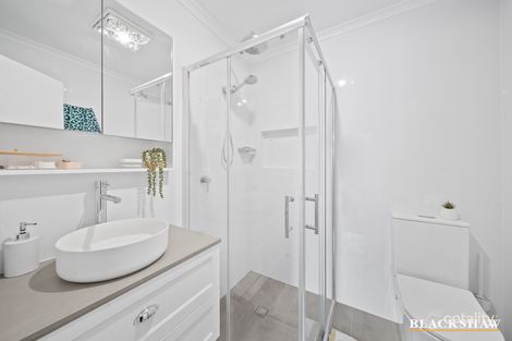 Property photo of 2/3 Winchester Place Karabar NSW 2620
