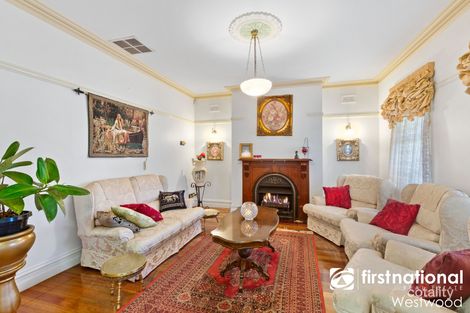 Property photo of 1/4 Riverbend Crescent Werribee VIC 3030