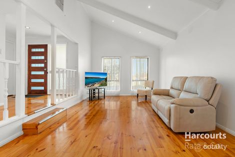 Property photo of 27 Stonehaven Drive Thomastown VIC 3074