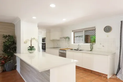 Property photo of 2 Billabong Court Currumbin Waters QLD 4223