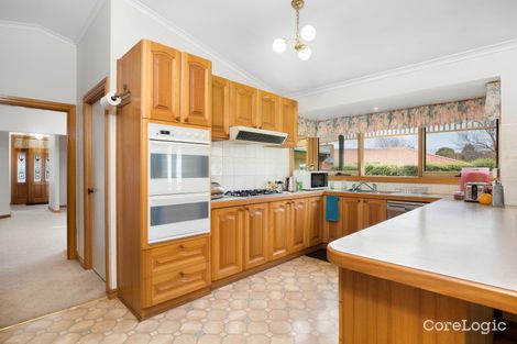 Property photo of 52 Frith Road Gisborne VIC 3437