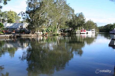 50 Macquarie Rd, Fennell Bay, NSW 2283