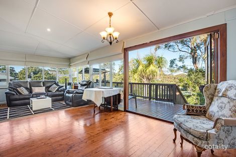 Property photo of 198 Ocean View Drive Wamberal NSW 2260